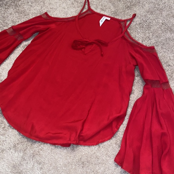 Other Follow Top - Picture 3 of 6